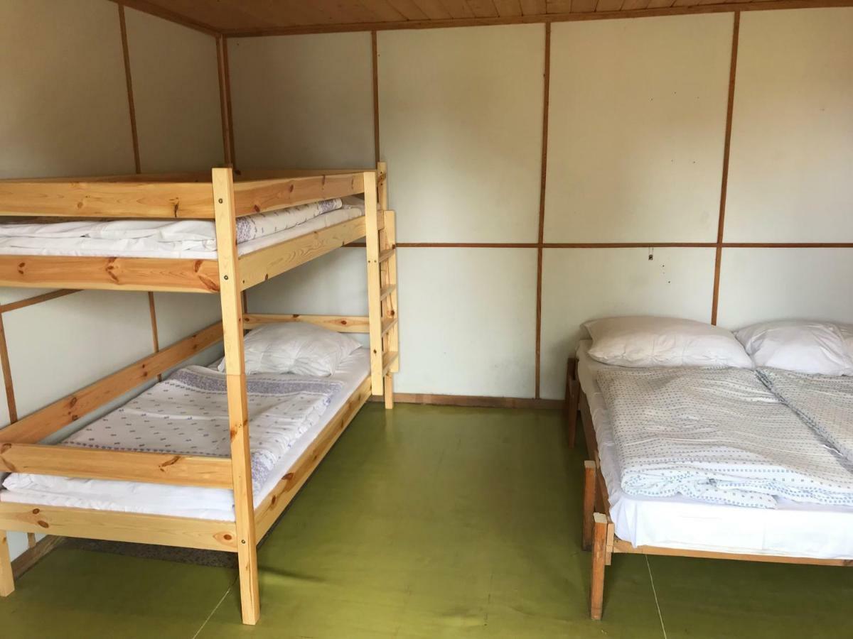 Retro Chaty U Plaze Lipno Hotell Černá v Pošumaví Exteriör bild