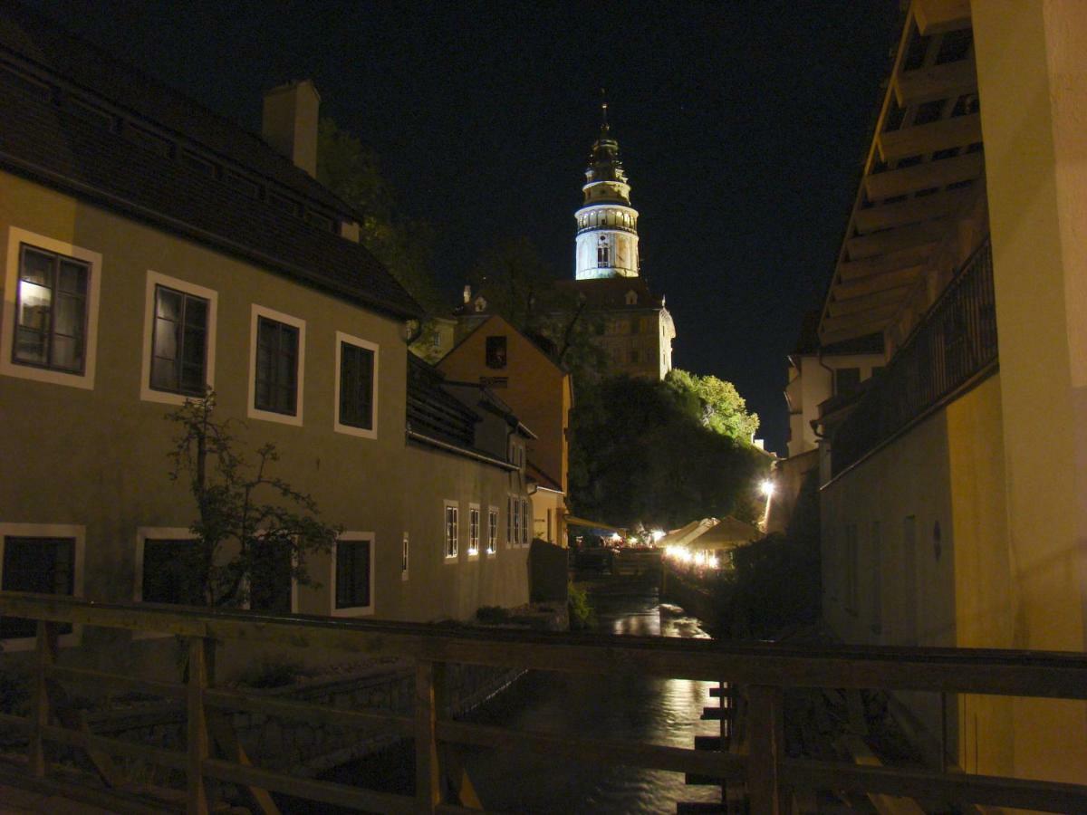 Retro Chaty U Plaze Lipno Hotell Černá v Pošumaví Exteriör bild